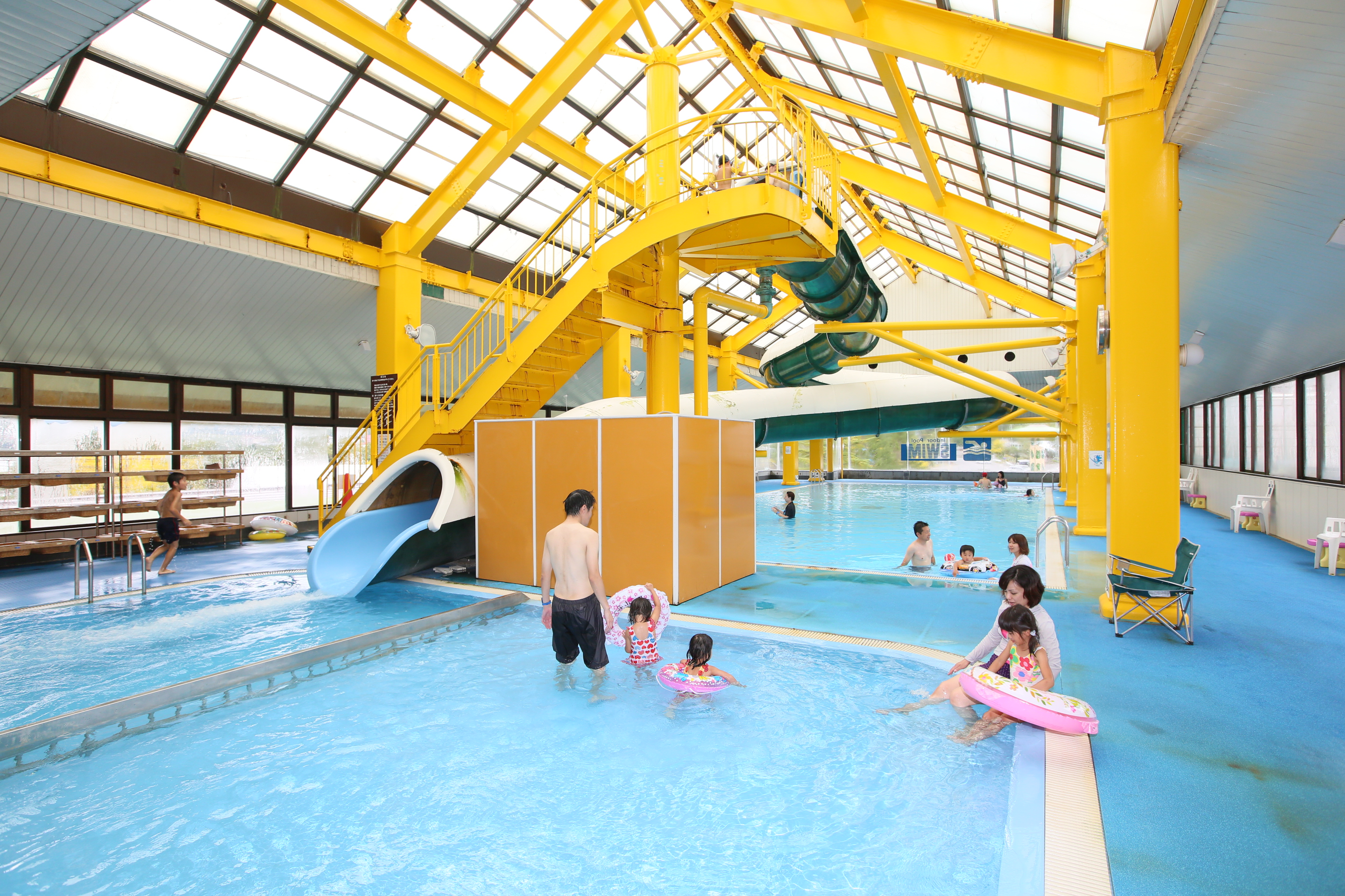 白桦度假村 池之平旅馆＆度假村 室内恒温游泳池 | 维纳斯旅游公路